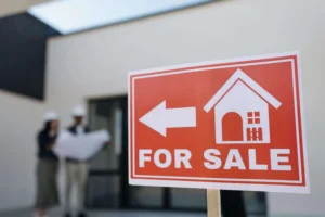 Cash House Buyers vs Property Auctions: Which is Better?